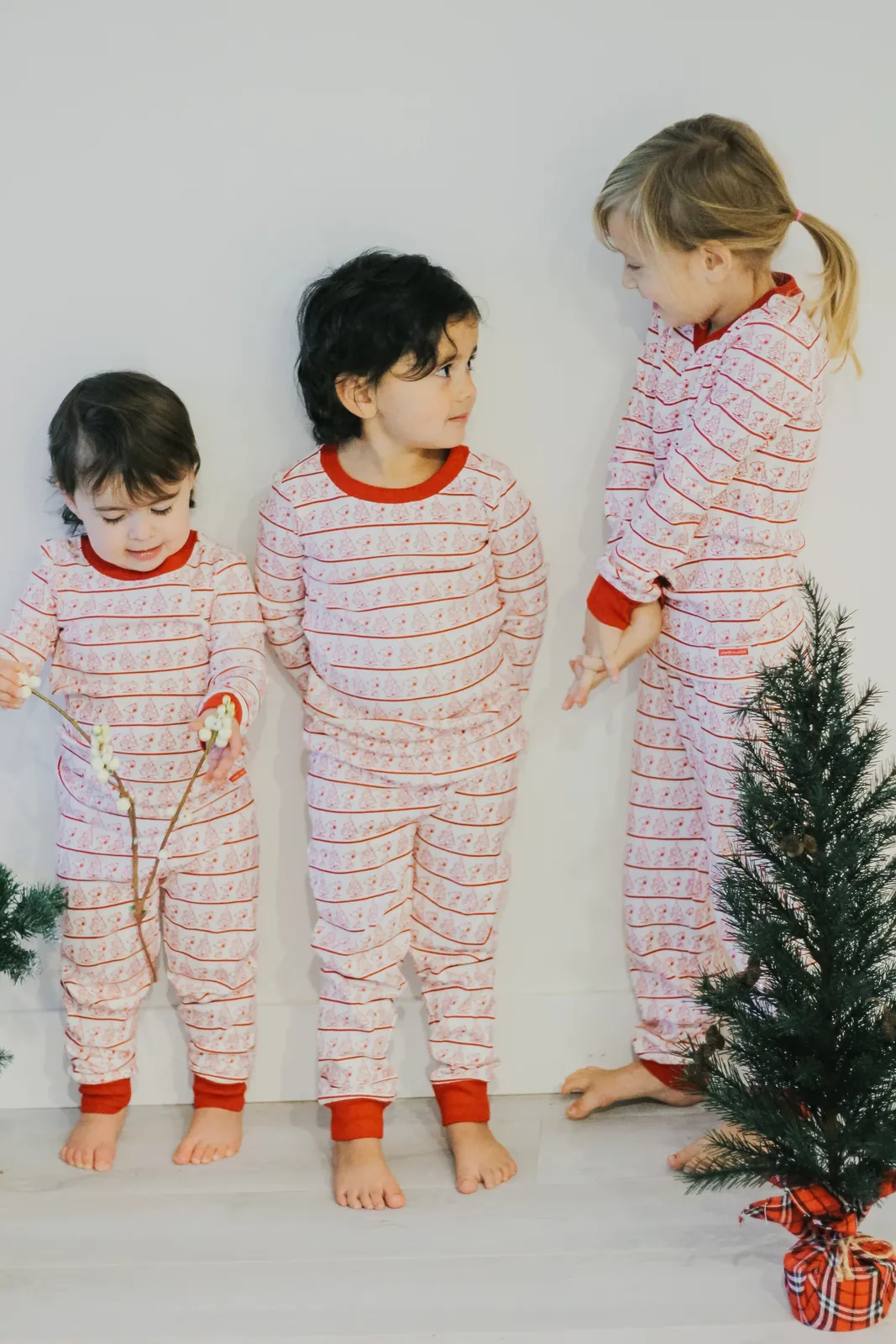 Stockings Kids 2020 last -08.jpg